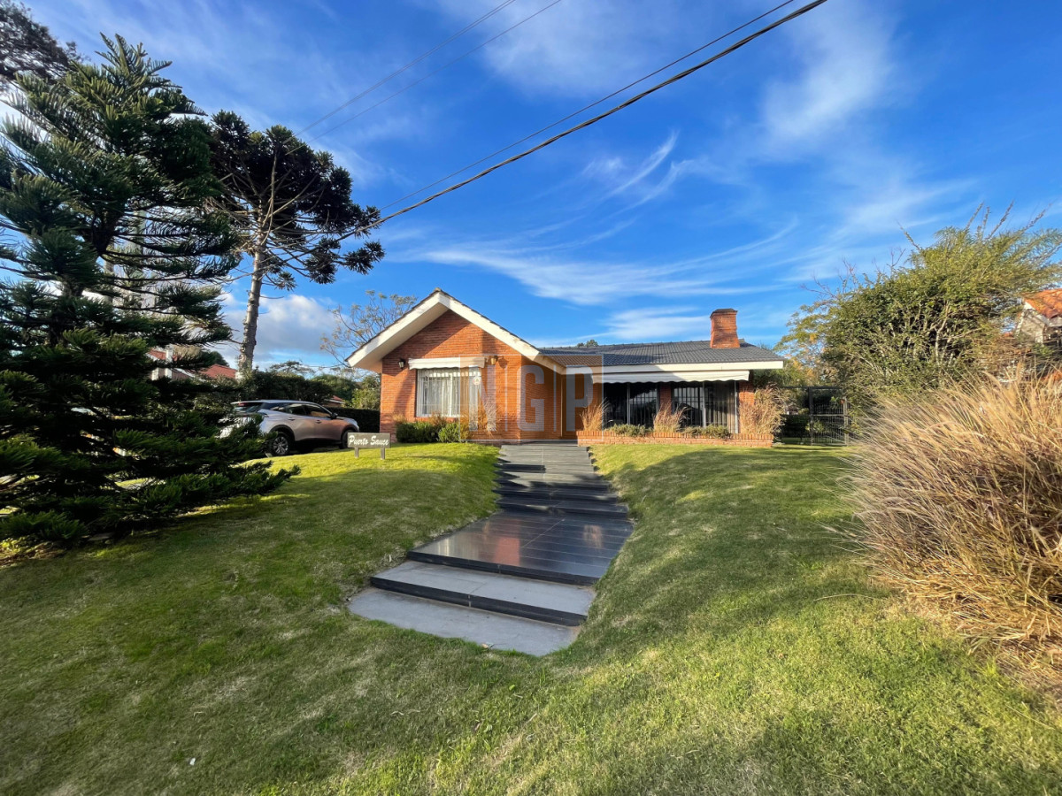 Casa en Mansa pda 19 a 150 mts del mar