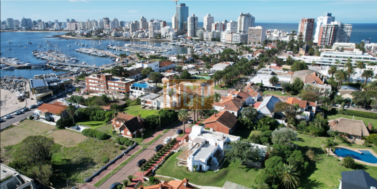 Casa en venta en Península