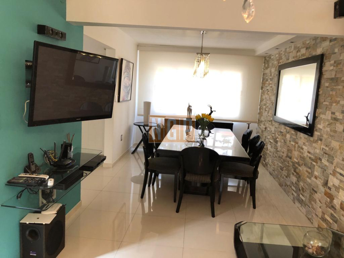 Preciosa casa en Jardines de Córdoba