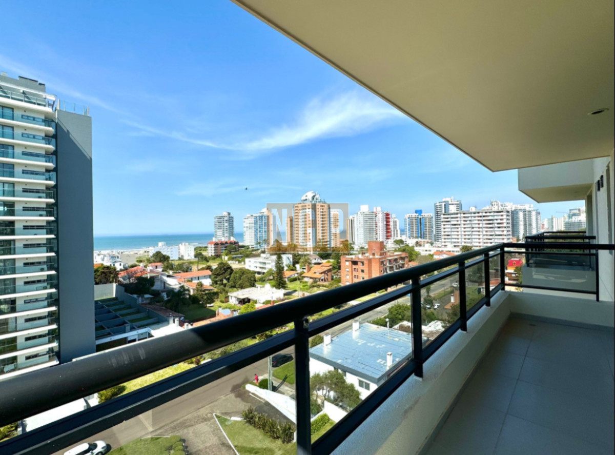 Apartamento en Punta del Este, Brava