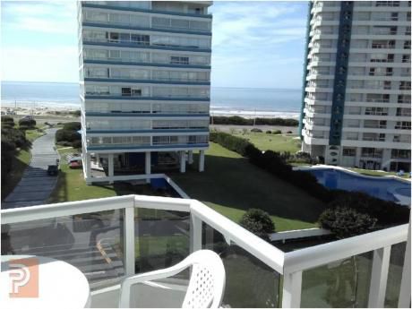 Apartamentos En Playa Brava: Plg2475a