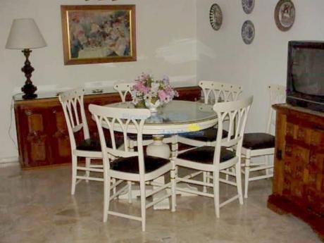 Apartamentos En Playa Mansa: Pla121a