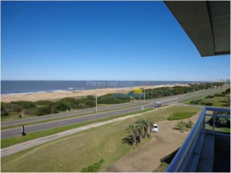 Apartamentos En Playa Brava: Pla1405a