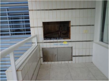 Apartamentos En Playa Brava: Pla333a
