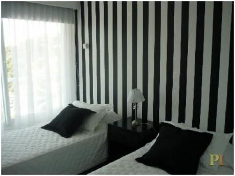 Apartamentos En Playa Brava: Pti1972a