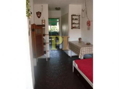 Apartamentos En Playa Mansa: Pti800a