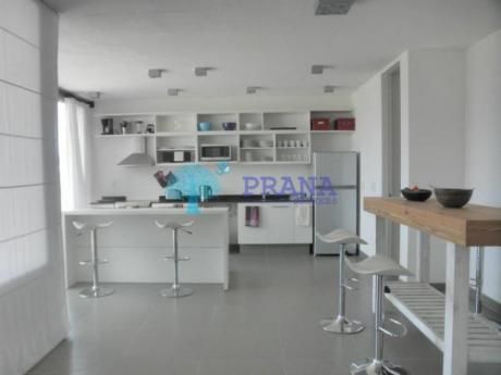 Apartamentos En Manantiales: Prn93a