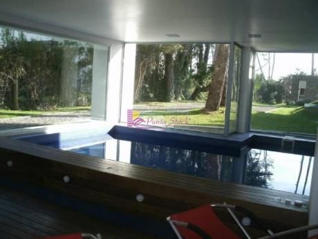 Apartamentos En Playa Mansa: Psk34a