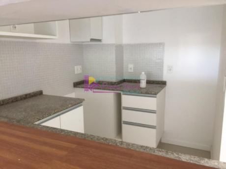 Apartamentos En Playa Mansa: Psk91a