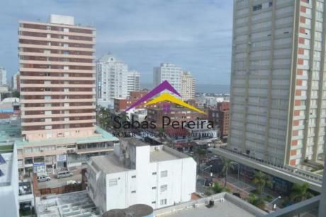 Apartamentos En Península: Smr38127a