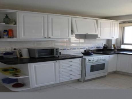 Apartamentos En Aigua : Sni503a