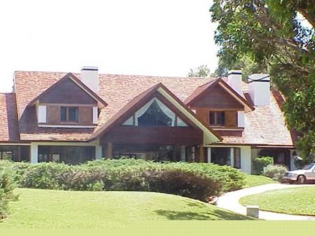Casas En Playa Brava: Sni797c