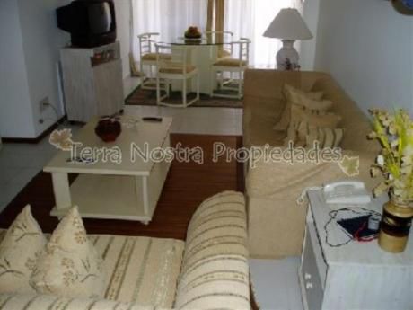 Apartamentos En Punta Del Este: Trn282a
