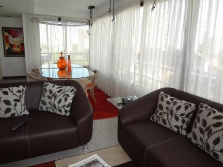 Apartamentos En Playa Mansa: Trn373a