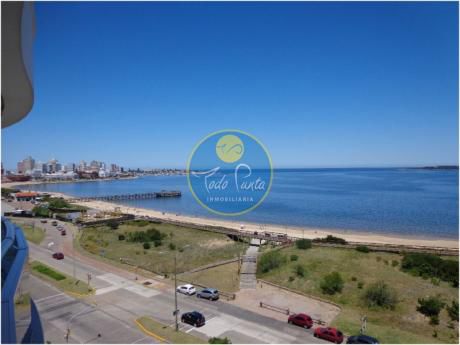 Apartamentos En Playa Mansa