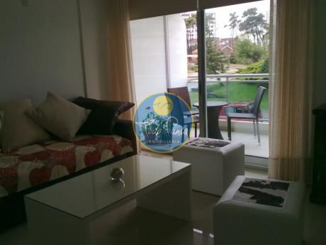 Apartamentos En Playa Mansa