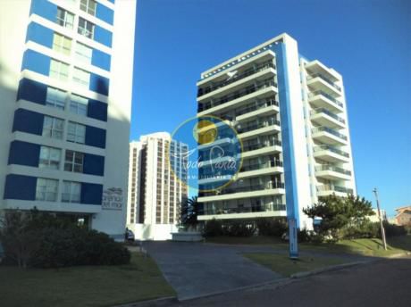 Apartamentos En Playa Brava