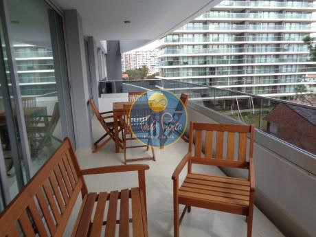 Apartamentos En Playa Brava