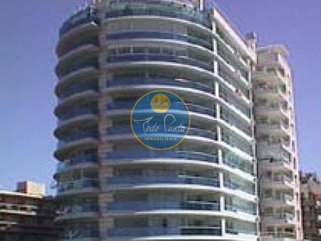 Apartamentos En Playa Brava