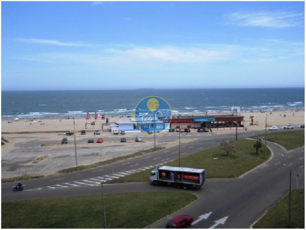 Apartamento en Brava, 3 dormitorios VENTA TORRE IMPERIALE