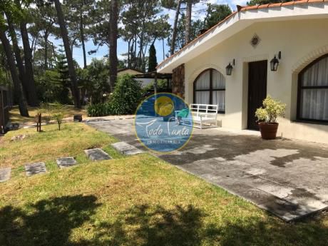 Casas En Playa Mansa
