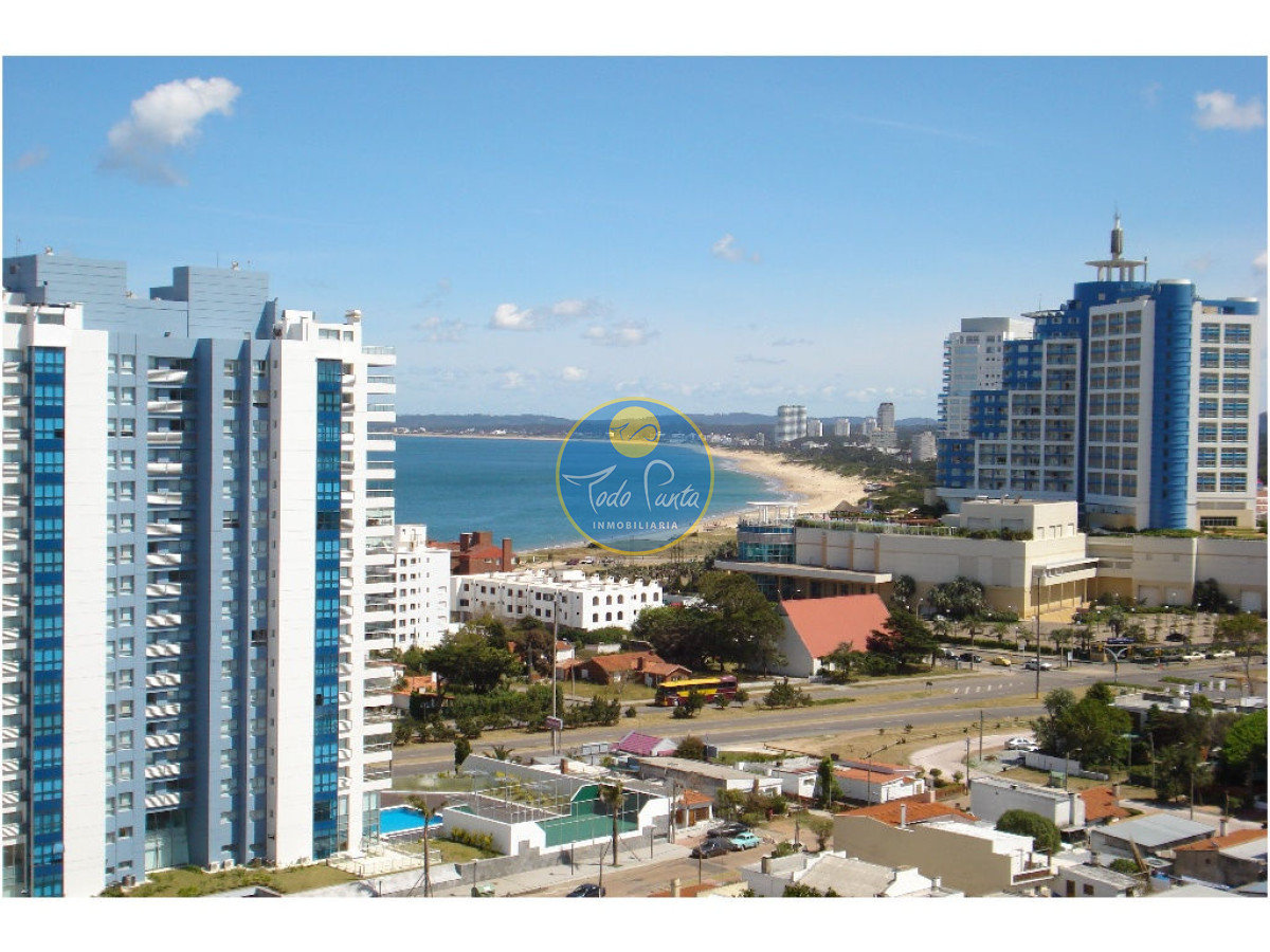 VENTA 3 DORMITORIOS EN PUNTA DEL ESTE, EXCELENTE UBICACION