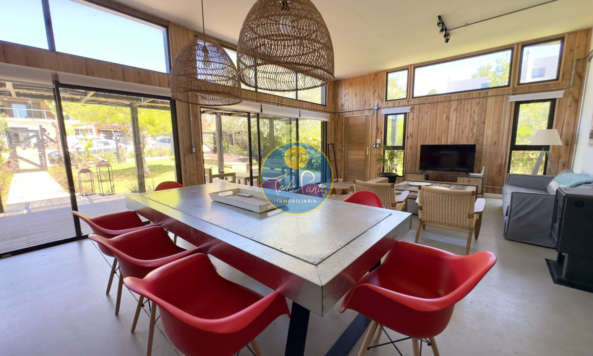 Casa en alquiler anual 3 dormitorios · Foto 4