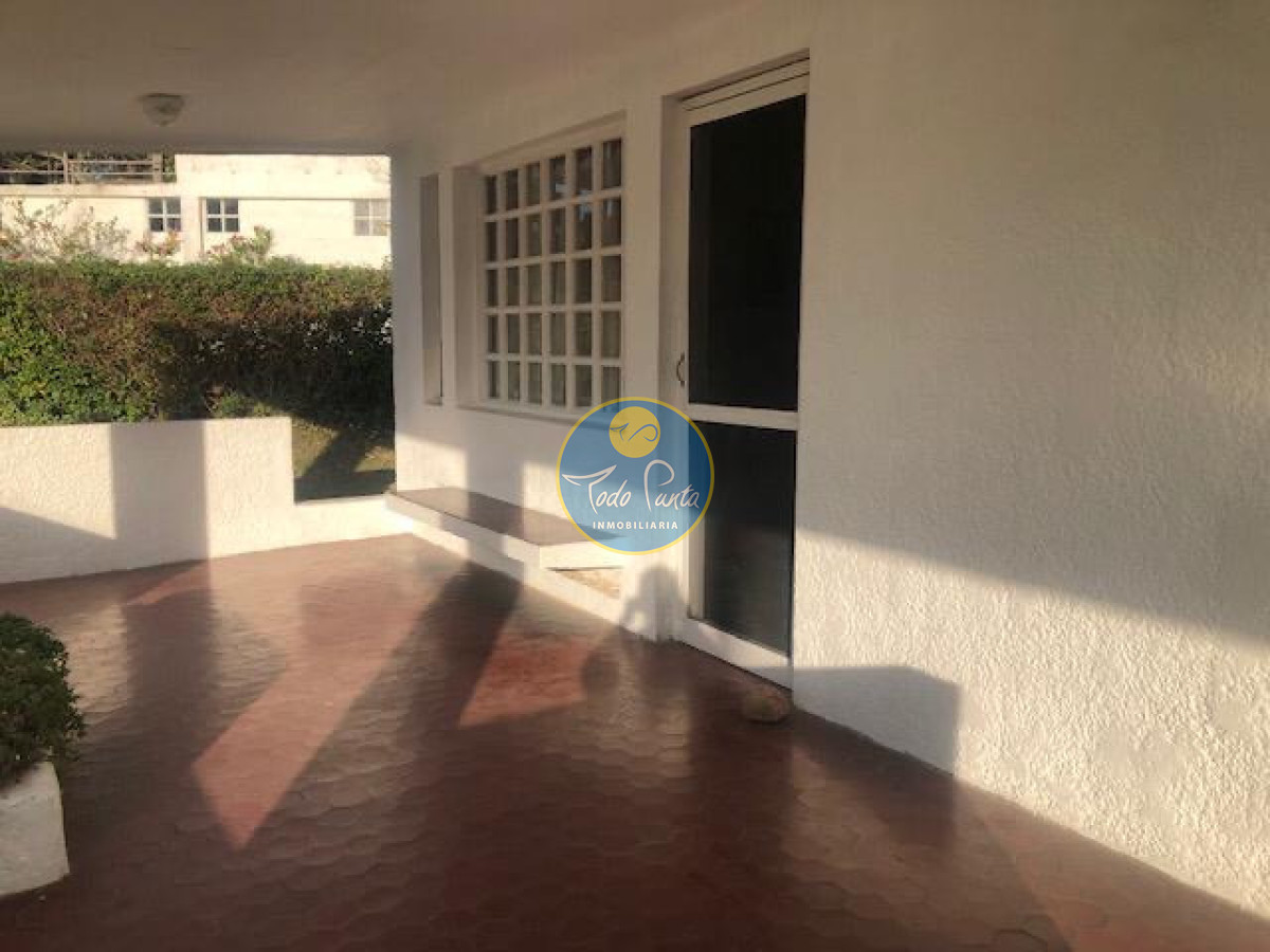 ALQUILER ANUAL PUNTA BALLENA