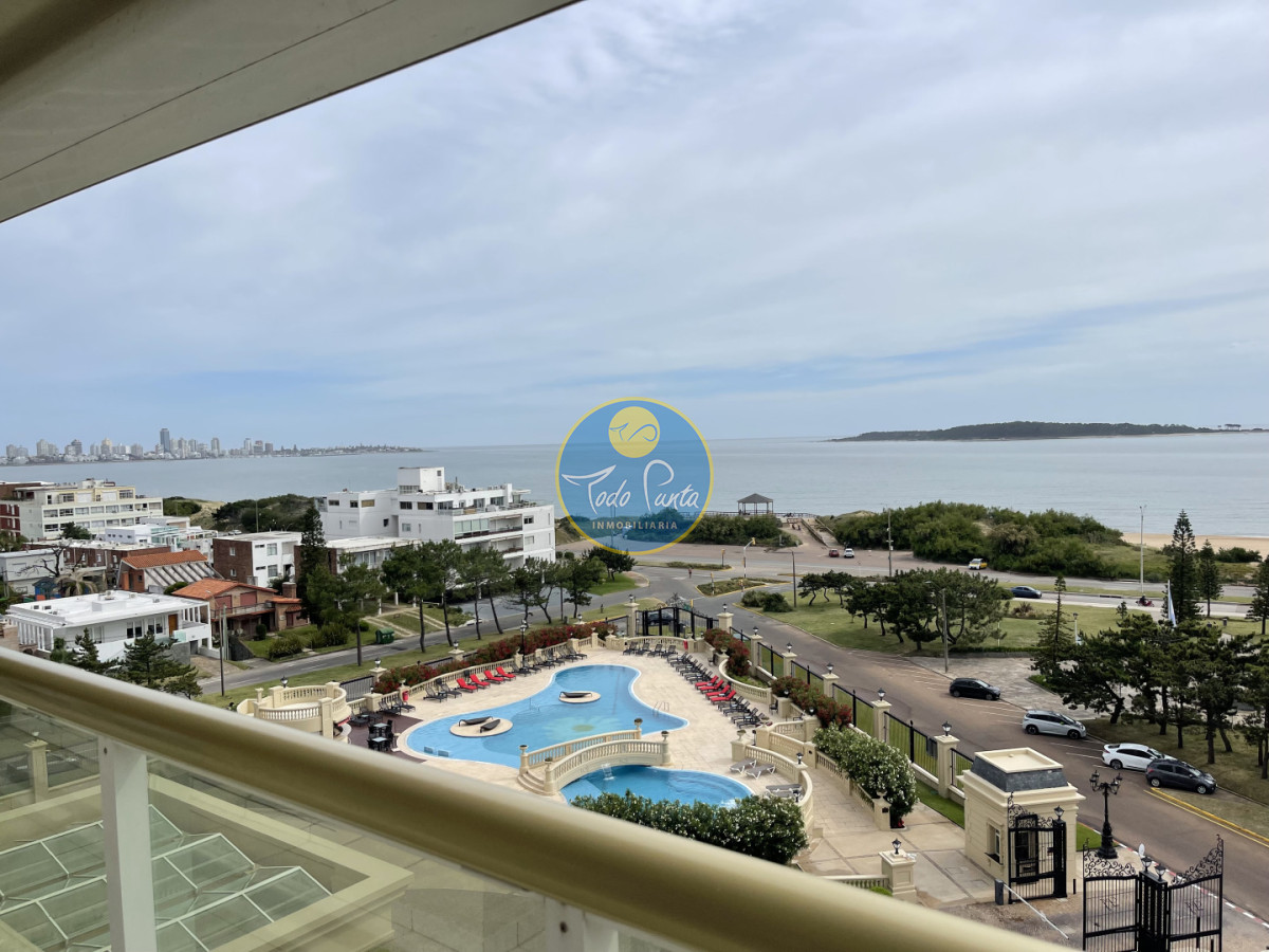 Apartamento en alquiler anual en Le Jardin Residence - Playa Mansa