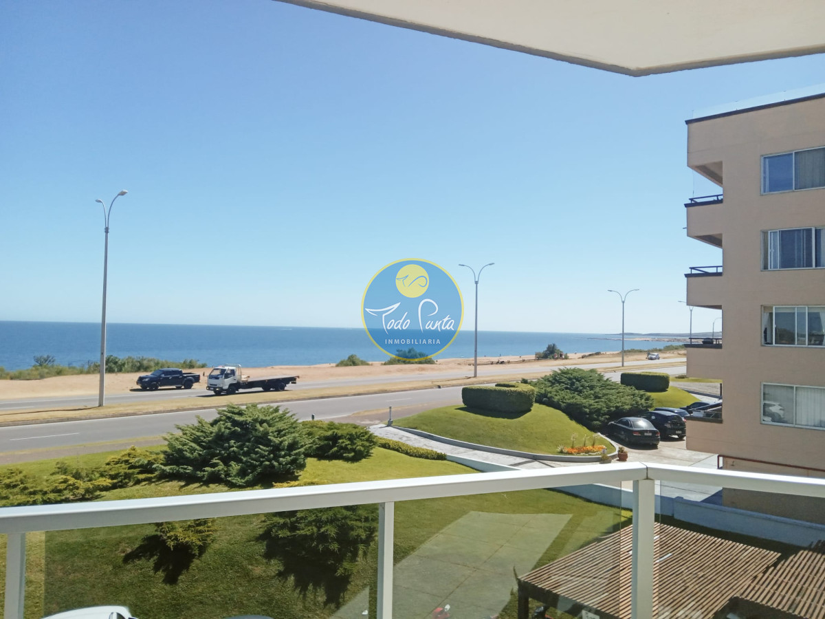 Apartamento en venta de 3 dormitorios en Punta del Este