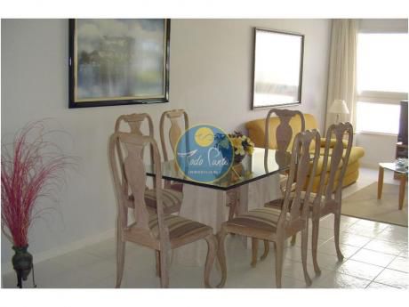 Apartamentos En Playa Mansa: Tdp458a