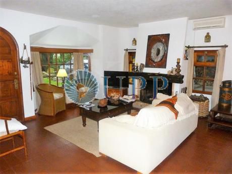 Casas En Pinares: Upp1127c