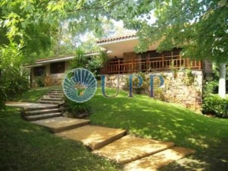 Casas En Punta Ballena: Upp159c
