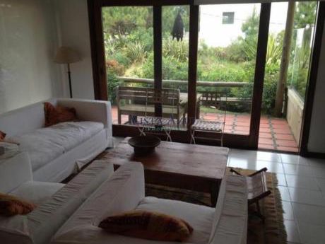 Apartamentos En La Barra: Vaz5118a