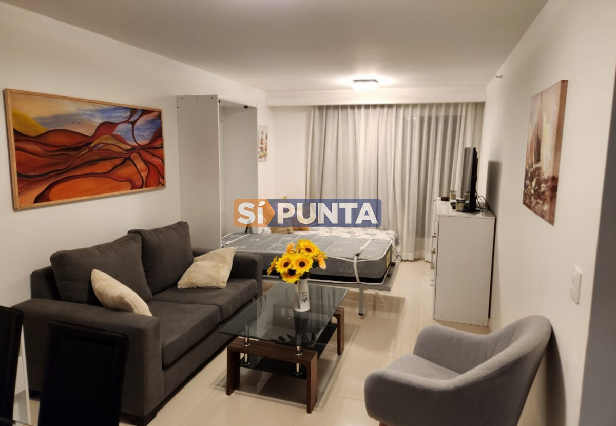 Apartamento en alquiler en Playa Brava