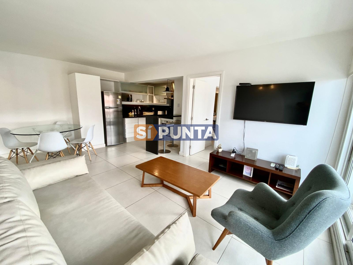 INCREIBLE OPORTUNIDAD APARTAMENTO EN VENTA 2 DORMITORIOS EN EL CORAZON DE LA PENINSULA CON TODOS LOS SERVICIOS