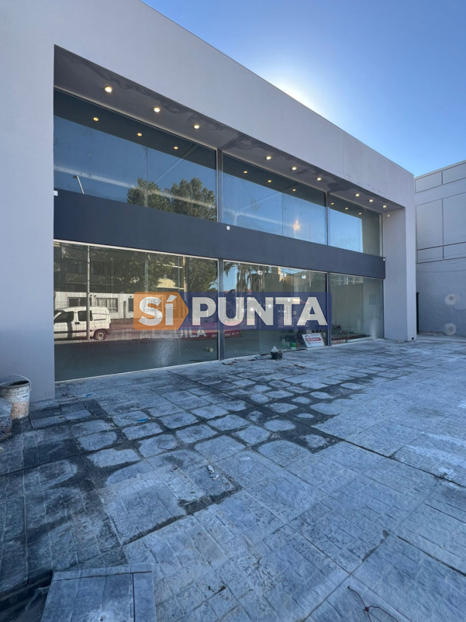 LOCAL COMERCIAL EN MALDONADO FRENTE AL CAMPUS CERCA DE TODO · Foto 1