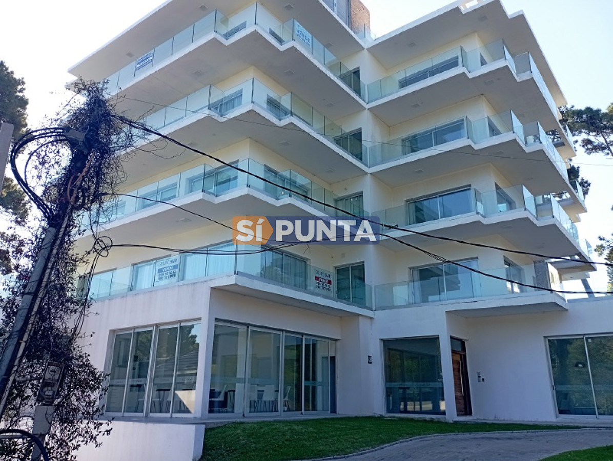 Apartamento en alquiler anual