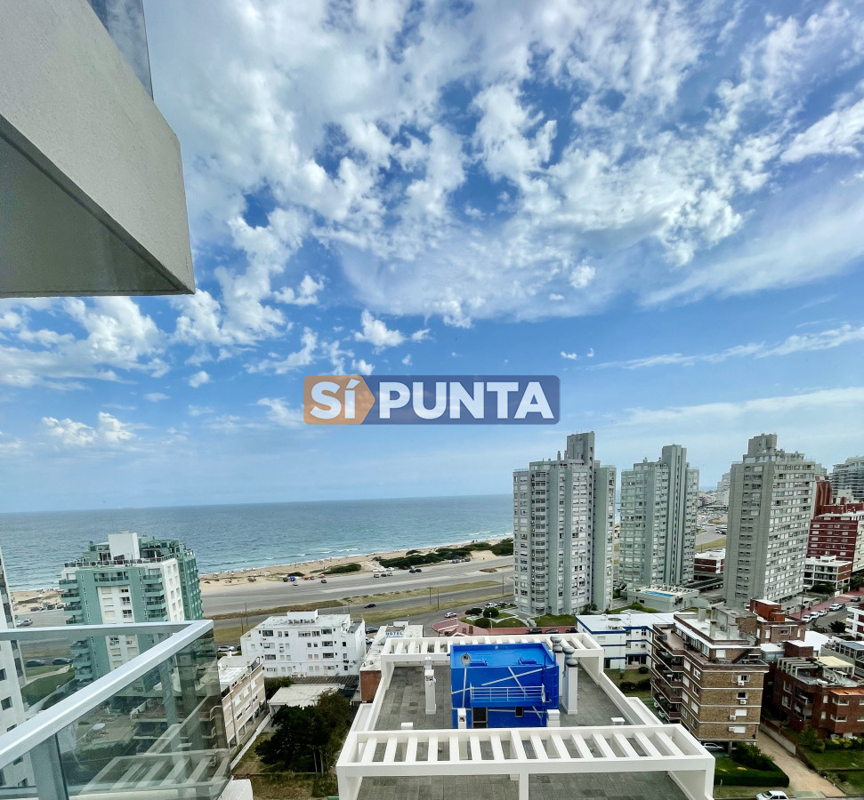 Apartamento en Alquiler Anual   Torre Nueva con Servicios. Vista al Mar