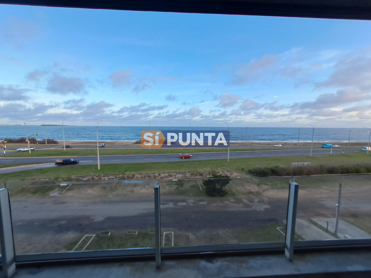 Apartamento en venta en Playa Mansa