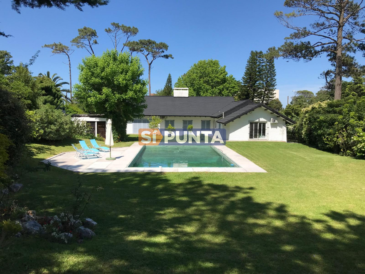 Casa en venta en Playa Mansa