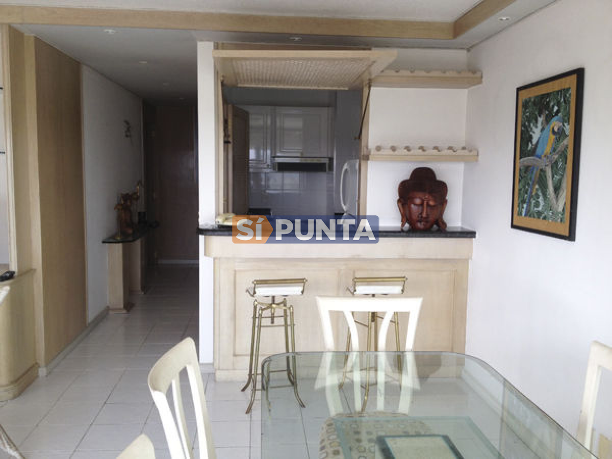 hermoso apartamento en segunda linea de playa mansa · Foto 5