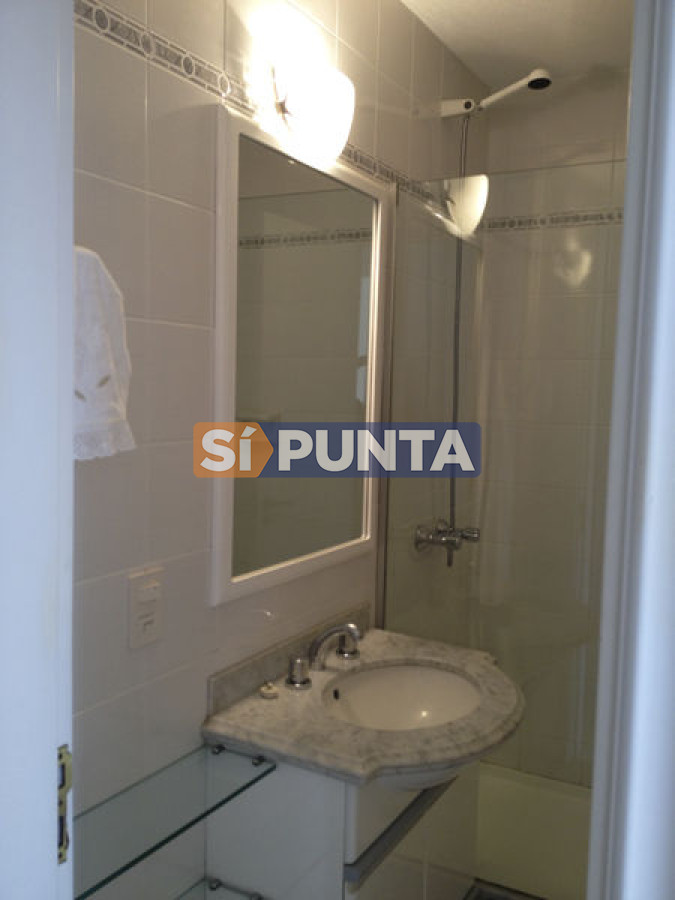 hermoso apartamento en segunda linea de playa mansa · Foto 9