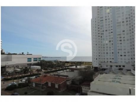 Apartamento Con Todos Los Servicios!