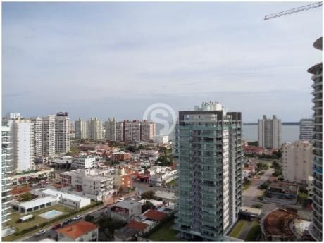 Apartamento En Alquiler Y Venta