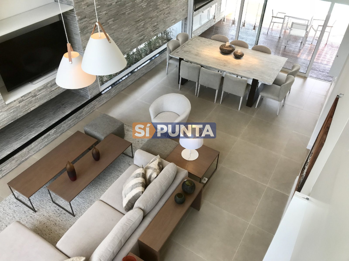 Casa en alquiler anual barrio privado Punta del Este · Foto 12