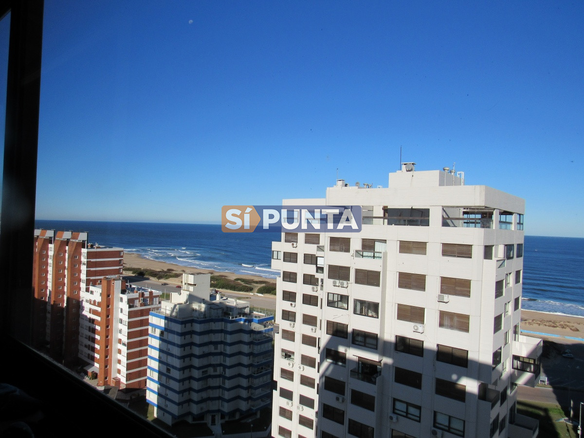 Apartamento en venta en Playa Brava