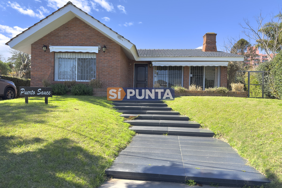Casa de 4 dormitorios en venta Playa Mansa