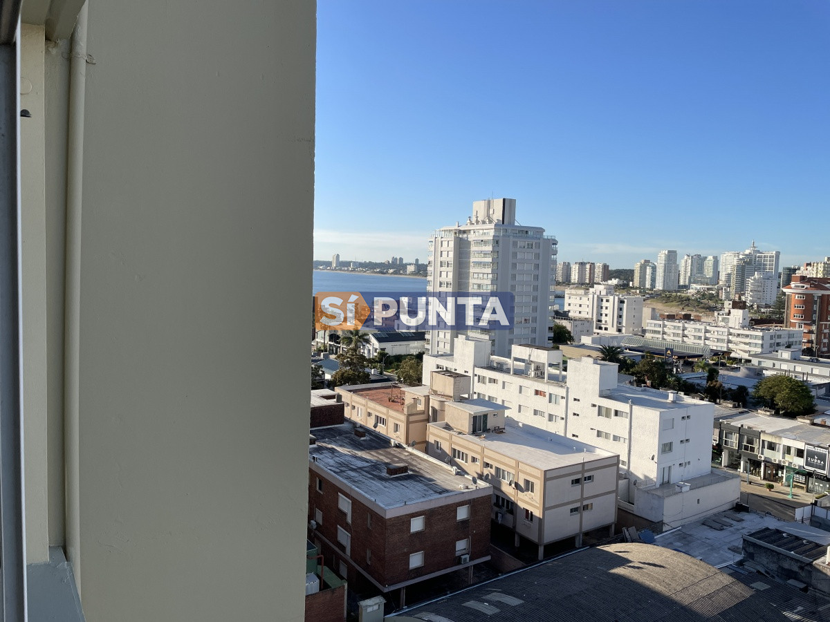 Apartamento en alquiler anual