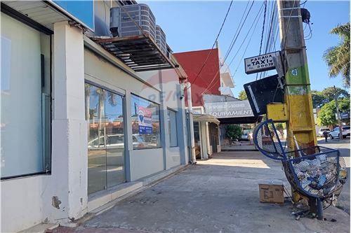 EN ALQUILER SALÓN COMERCIAL EN FERNANDO DE LA MORA - ZONA SUR — foto 3